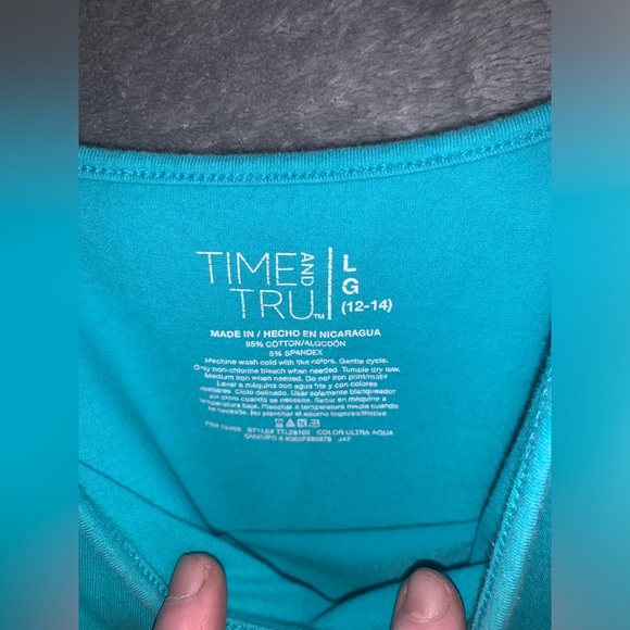 Bundle of 2 tank tops, Time & Tru LG teal, No Boundaries XL purple. XL fits LG - Picture 4 of 4